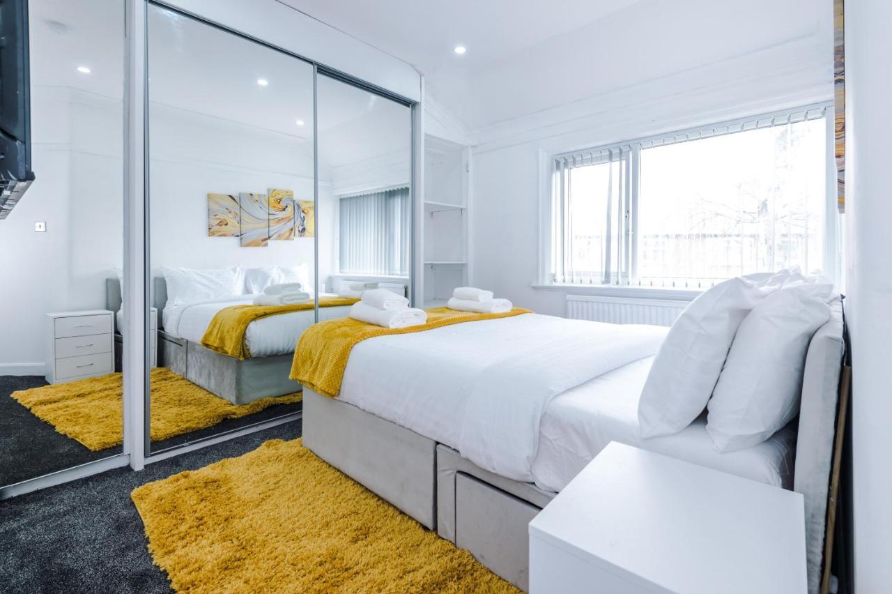 Nice Three Bedroom House In 曼彻斯特 外观 照片